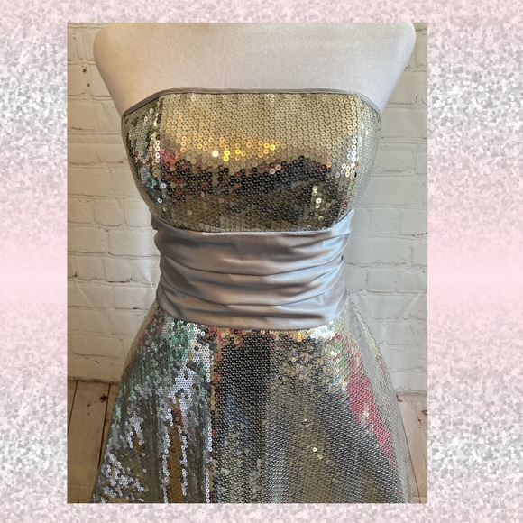 ✈️BLING! 3/4 extra small Silver Masquerade sequin party dress - Picture 8 of 9